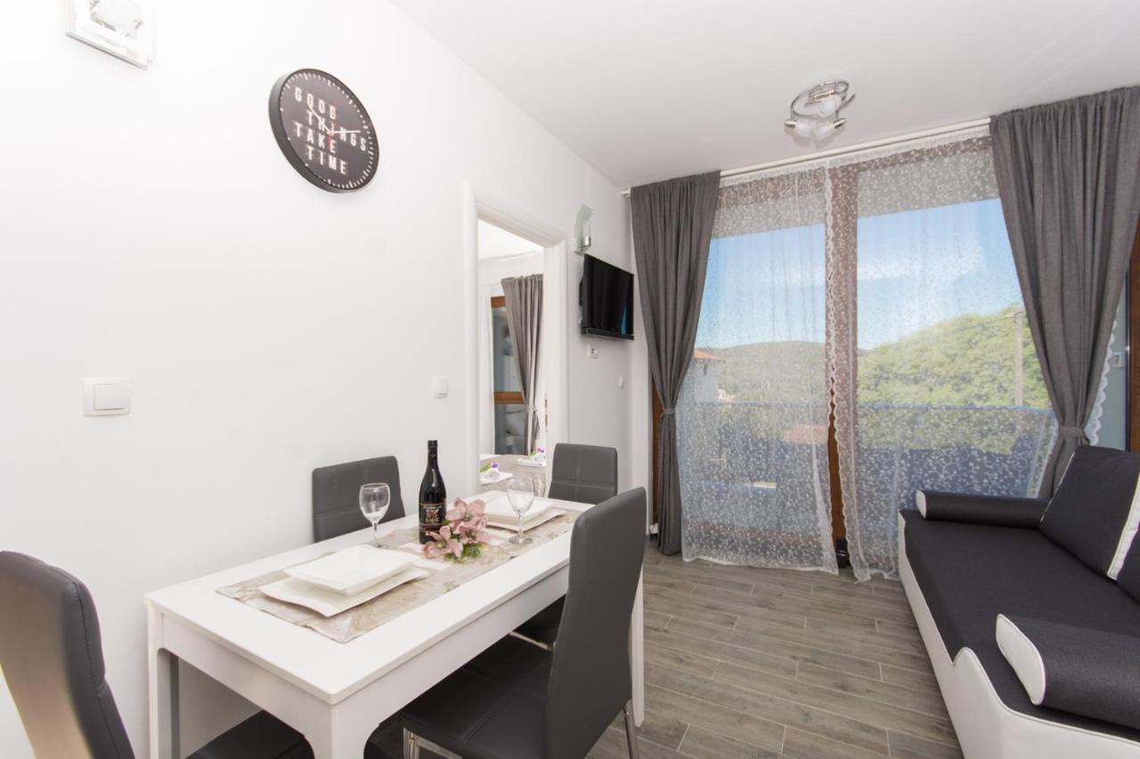 Villa La Veliki Drvenik Oda fotoğraf