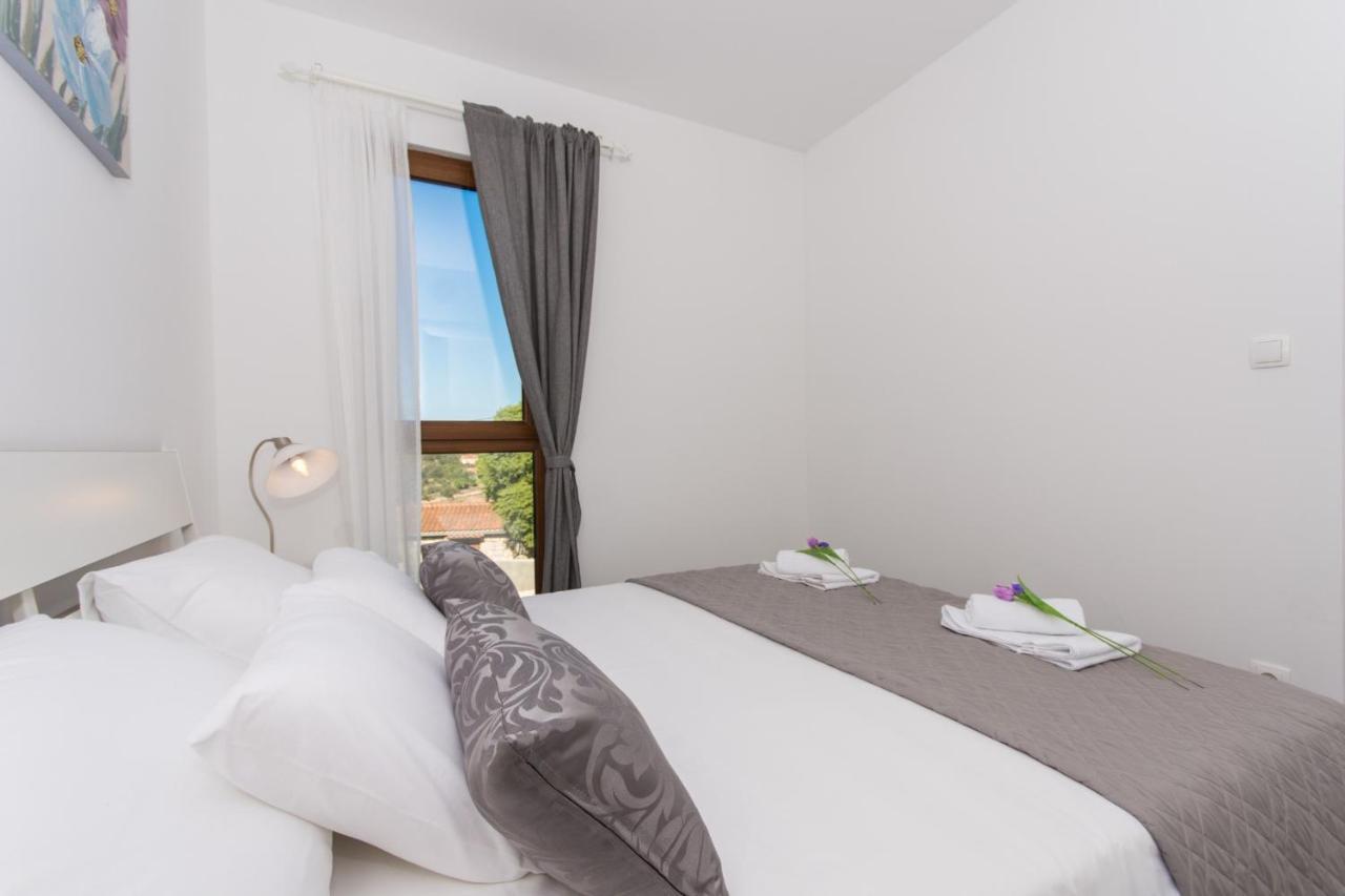 Villa La Veliki Drvenik Oda fotoğraf